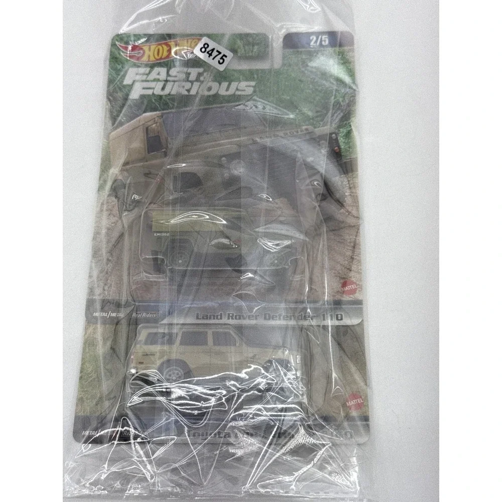 Hot Wheels Premium Fast Land Rover Defender Diecast Car Green Beige Metal Scale